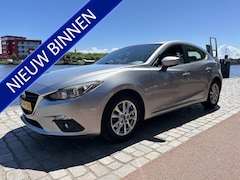 Mazda 3 - 3 2.0 TS airco navigatie/camera keurige auto