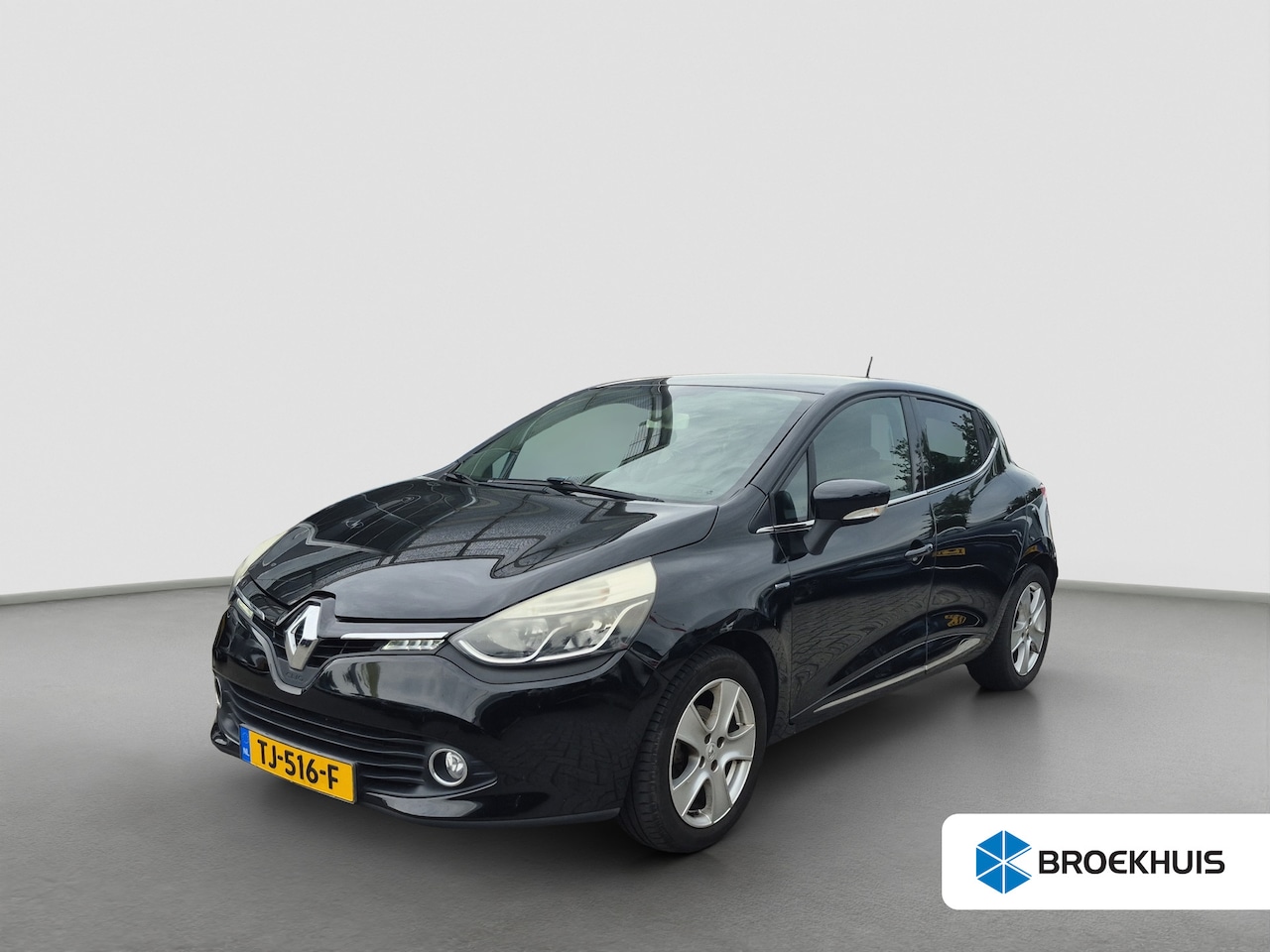Renault Clio - 0.9 TCe Eco2 Limited Full map navigatie | Climate control | Parkeersensoren | Cruise contr - AutoWereld.nl