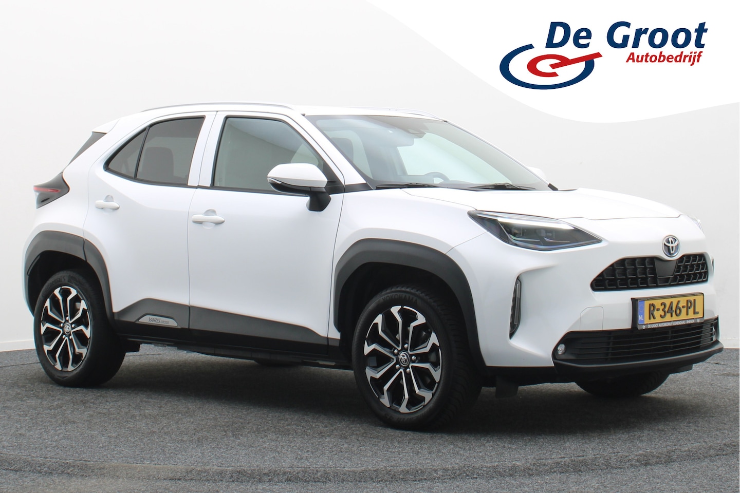 Toyota Yaris Cross - 1.5 Hybrid Dynamic Camera, Keyless, Apple Carplay, ACC, 17" - AutoWereld.nl