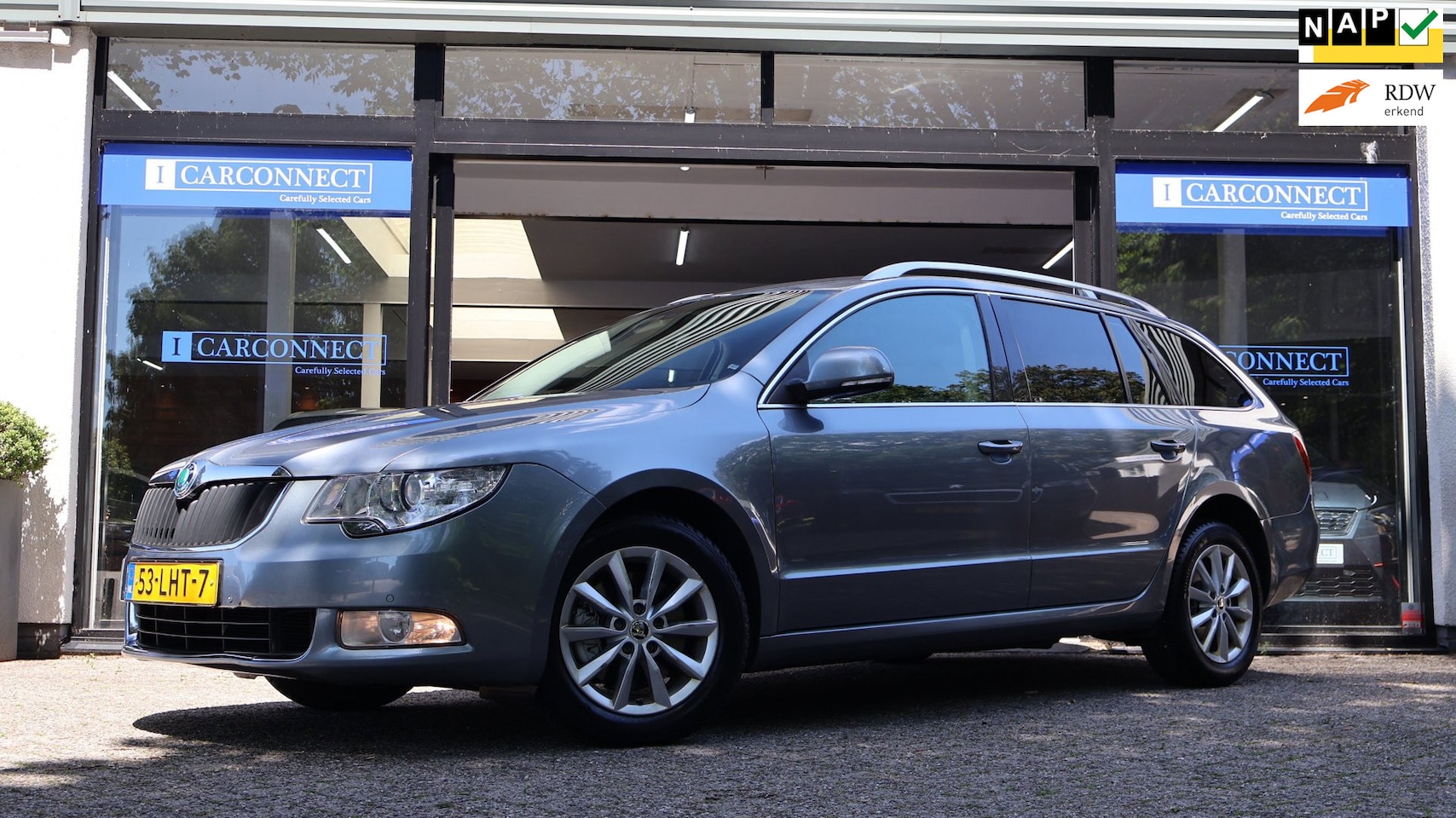 Skoda Superb Combi - 1.4 TSI Ambition Bussn Line|Clima|PDC|Xenon|Navi|Cruise|Memorystl. - AutoWereld.nl