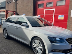 Skoda Superb Combi - 1.8 TSI Style Business