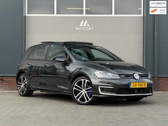 Volkswagen Golf - 1.4 TSI/204pk GTE|2015|Camera|Pano|Leder|Stoelverw.|Clima|Trekhaak|PDC|Navi|18"LMV