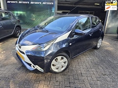 Toyota Aygo - 1.0 VVT-i x-play | 2E EIGENAAR | 12MND GARANTIE | AIRCO | LMV | NW APK |