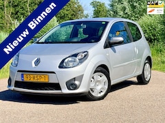 Renault Twingo - 1.2-16V Night & Day Automaat Clima Cruise Control Centrale Deurvergrendeling NAP