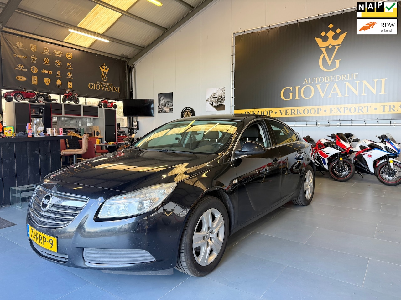 Opel Insignia - 2.0 CDTI EcoFLEX Edition export - AutoWereld.nl