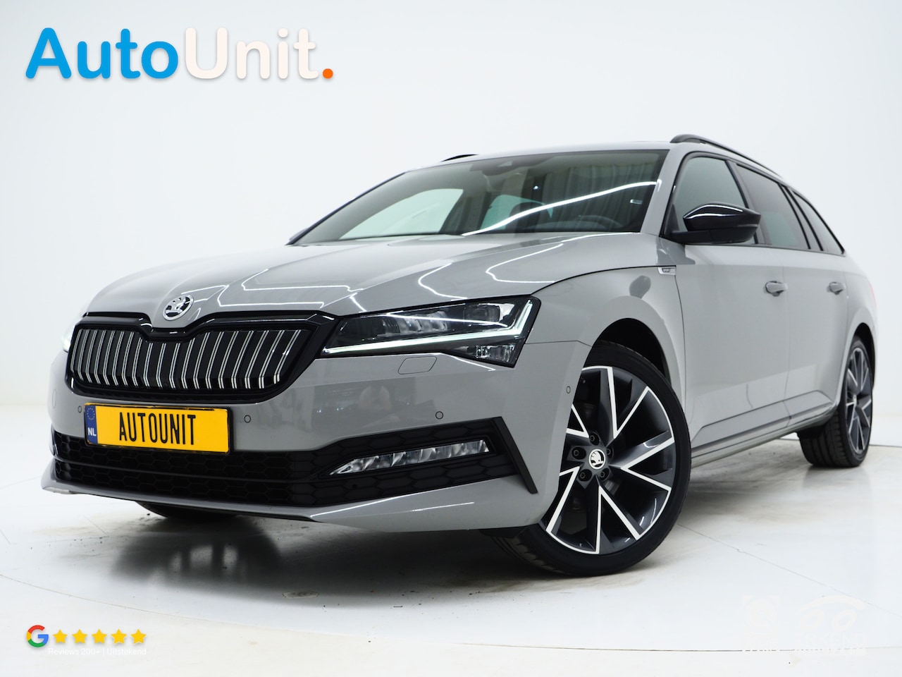 Skoda Superb Combi - 1.4 TSI iV Sportline | Panoramadak | Sportstoelen | Trekhaak | 360 | Canton | Keyless | M - AutoWereld.nl