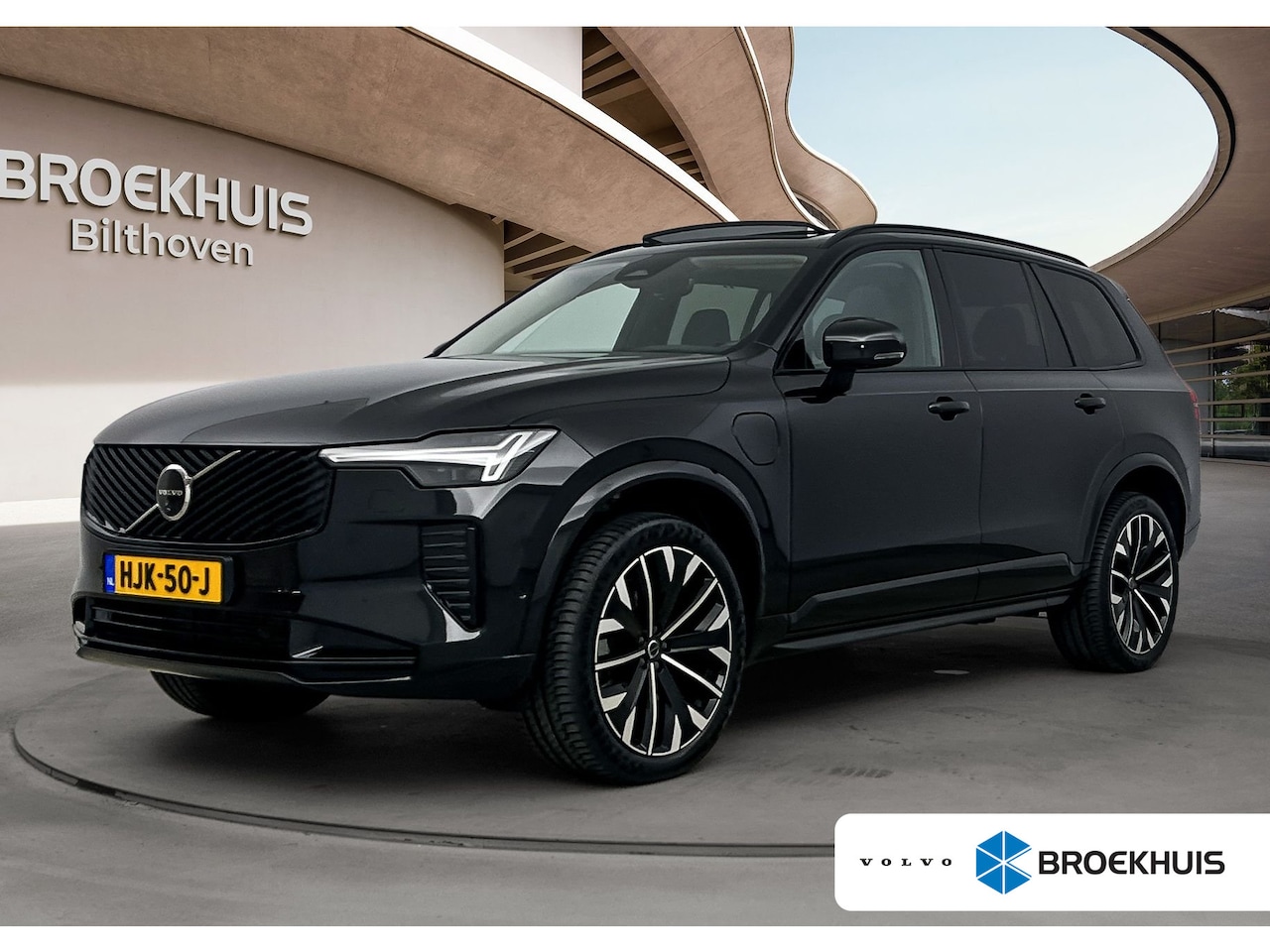 Volvo XC90 - 2.0 T8 Plug-in hybrid AWD Ultra Dark | Trekhaak | Luchtvering | Extra getint Glas | PDC V+ - AutoWereld.nl