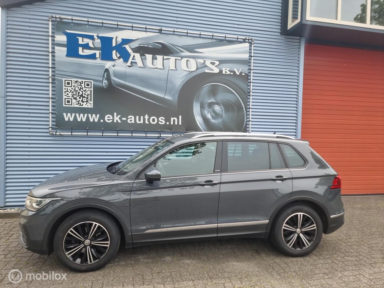 Volkswagen Tiguan - 1.5 TSI Elegance DSG Facelift. Compleet ! - AutoWereld.nl