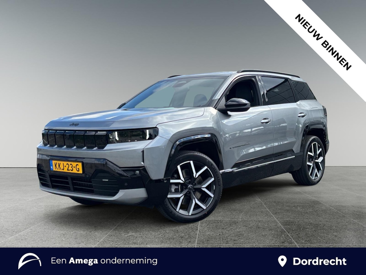 Jeep Compass - First Edition 74 kWh | SCHUIFKANTEL/DAK | 360 CAMERA | WARMTEPOMP | LEDER | ELEKTR. STOEL - AutoWereld.nl