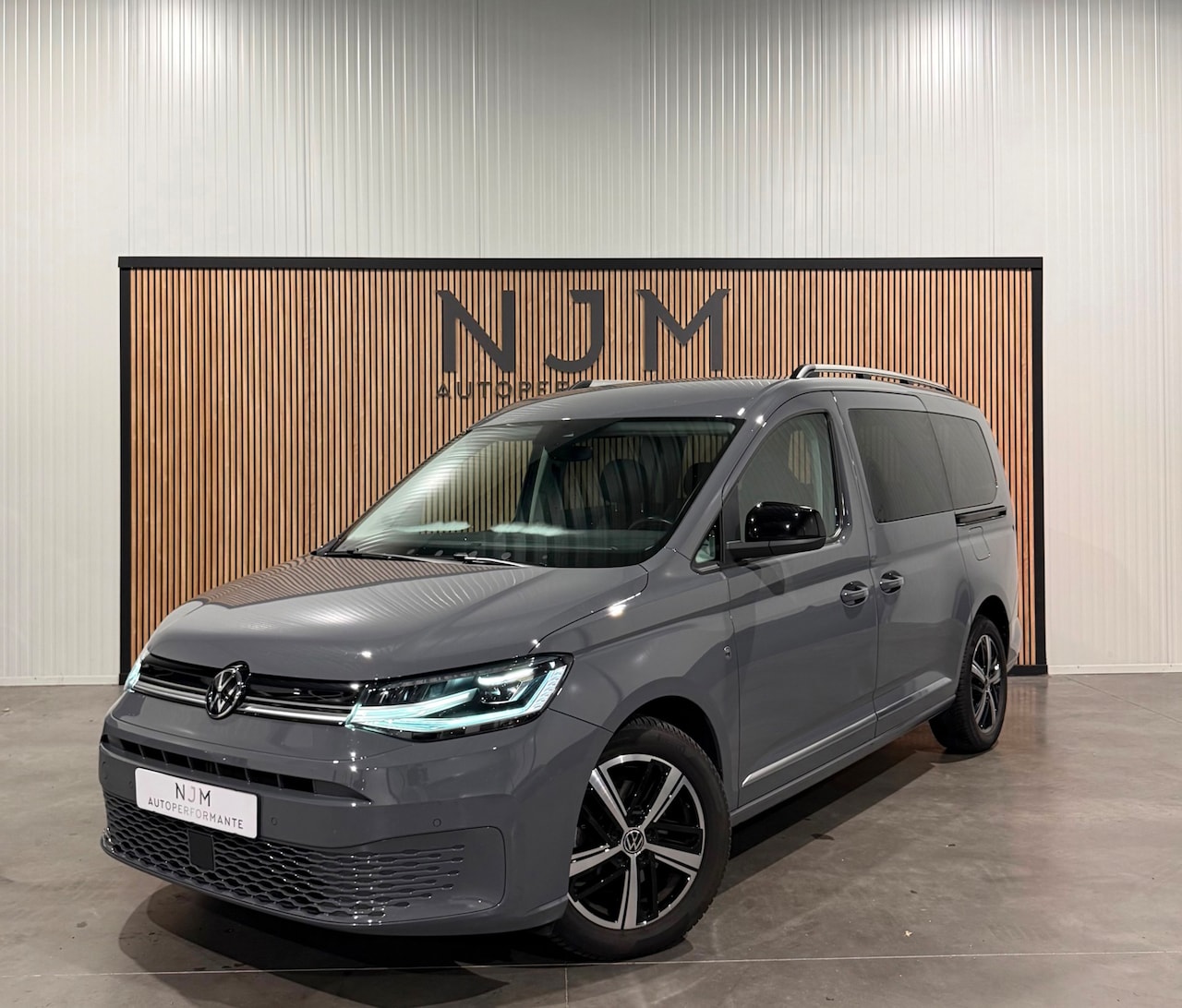 Volkswagen Caddy Maxi - 1.5 TSI 7pers|ACC|Camera|Carplay - AutoWereld.nl