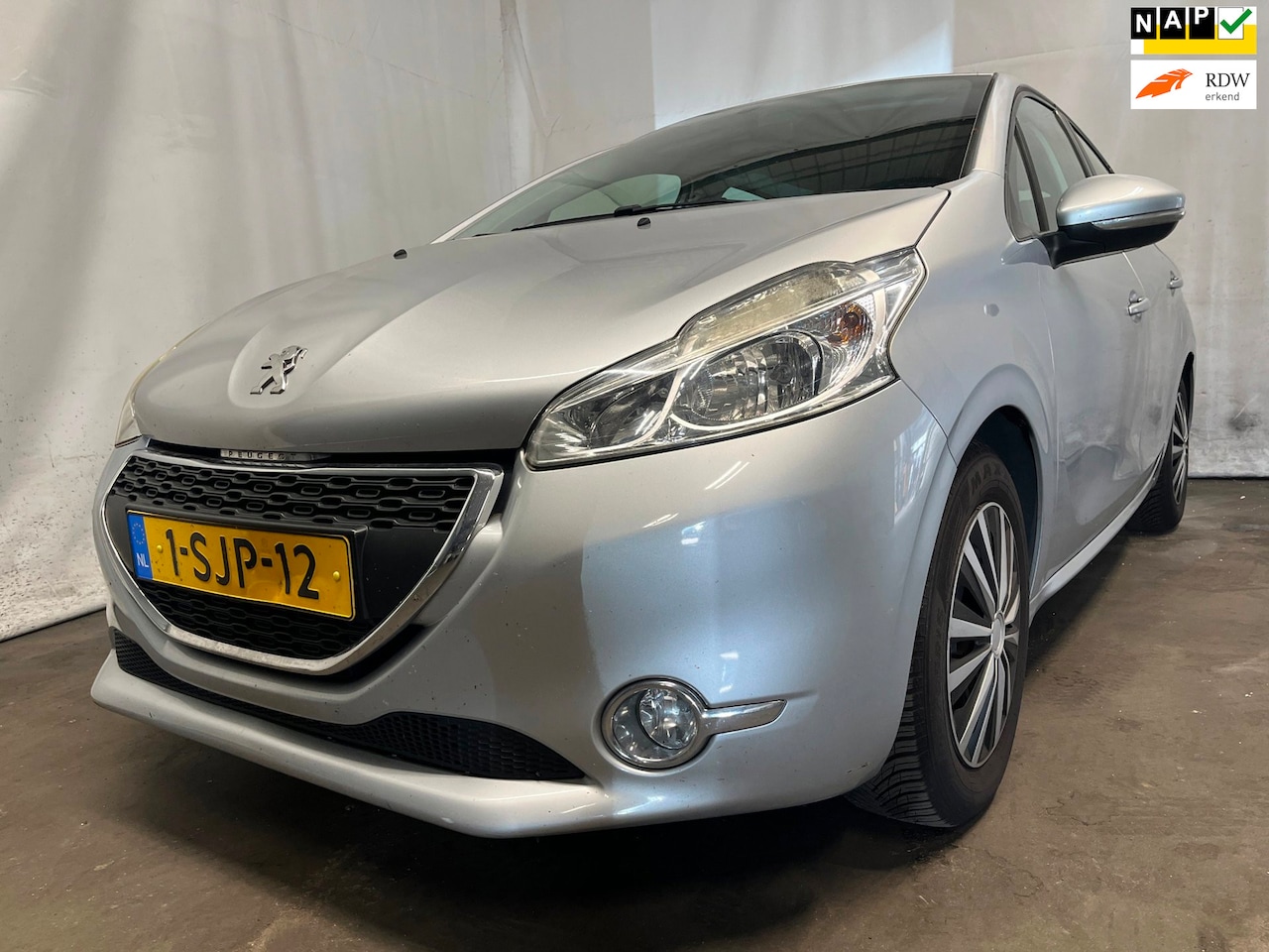 Peugeot 208 - 1.0 VTi Blue Lease - Schade - AutoWereld.nl