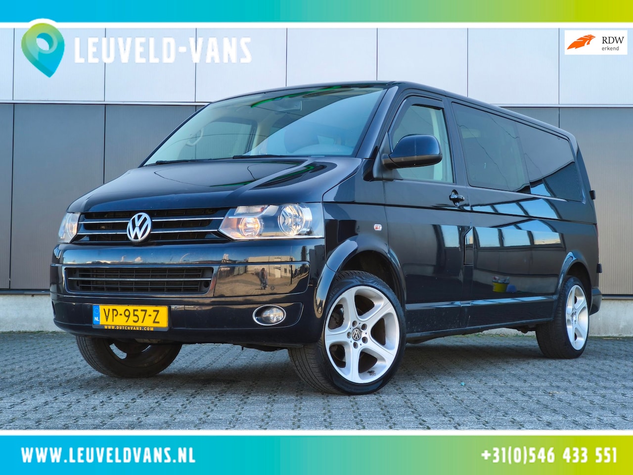 Volkswagen Transporter - 2.0 TDI L2H1 AUTOMAAT DUBBELE CABINE AIRCO - AutoWereld.nl