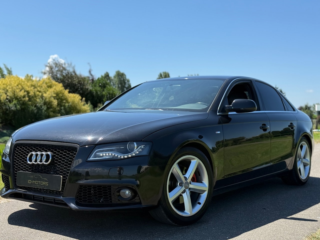 Audi A4 Limousine - 1.8 TFSI S edition Luxe uitvoering 3x s line - AutoWereld.nl