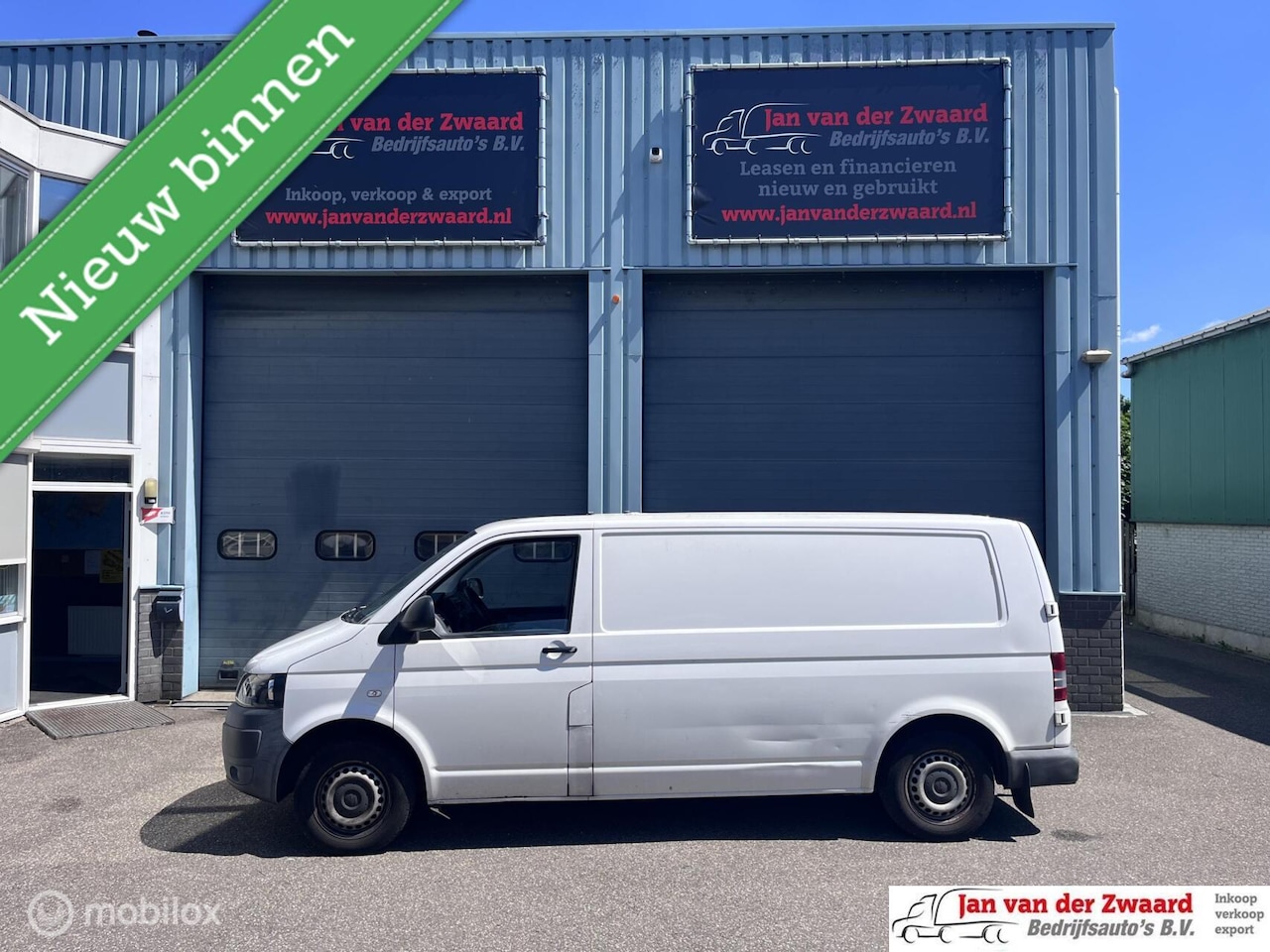 Volkswagen Transporter - 2.0 TDI 140 PK 6 versnellingen LANG E uitvoering Geisoleerde Laadruimte - AutoWereld.nl