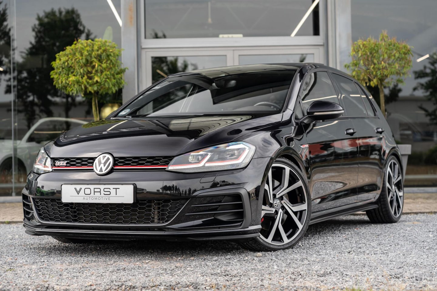 Volkswagen Golf - 2.0 TSI GTI Performance Pano Camera - AutoWereld.nl