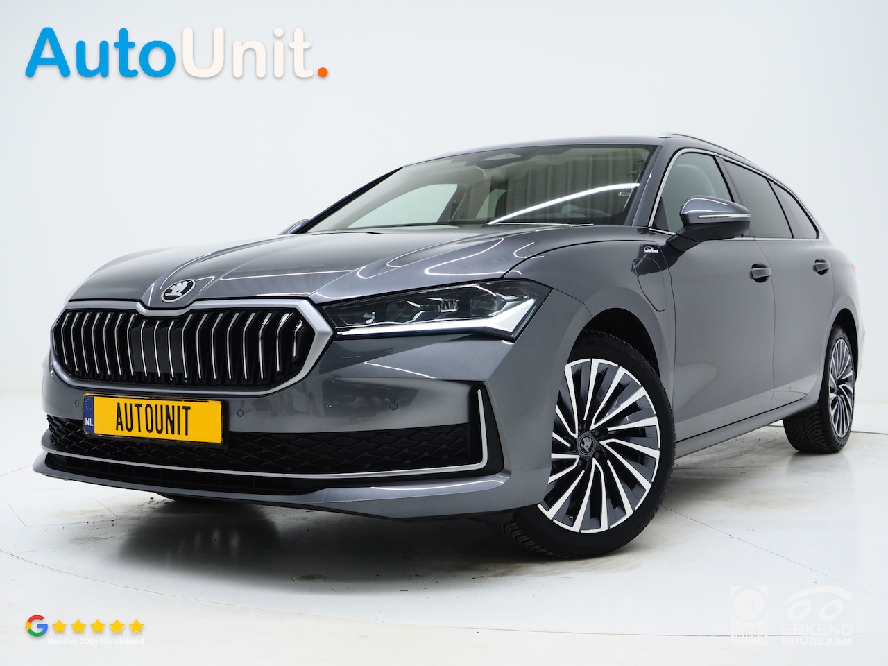 Skoda Superb Combi - 1.5 TSI PHEV Laurin & Klement | Leder | Massage | HUD | Canton | Camera | Sfeerlicht | Mem - AutoWereld.nl