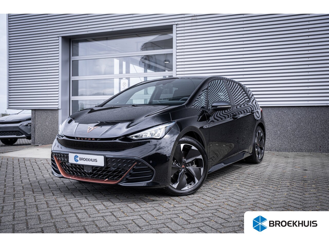 CUPRA Born - 82kwh | 19" ontwerp 4 lichtm. velg | Achteruitrijcamera | Incl. predictive speedlimiter - AutoWereld.nl
