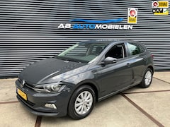 Volkswagen Polo - 1.0 TSI Comfortline Business