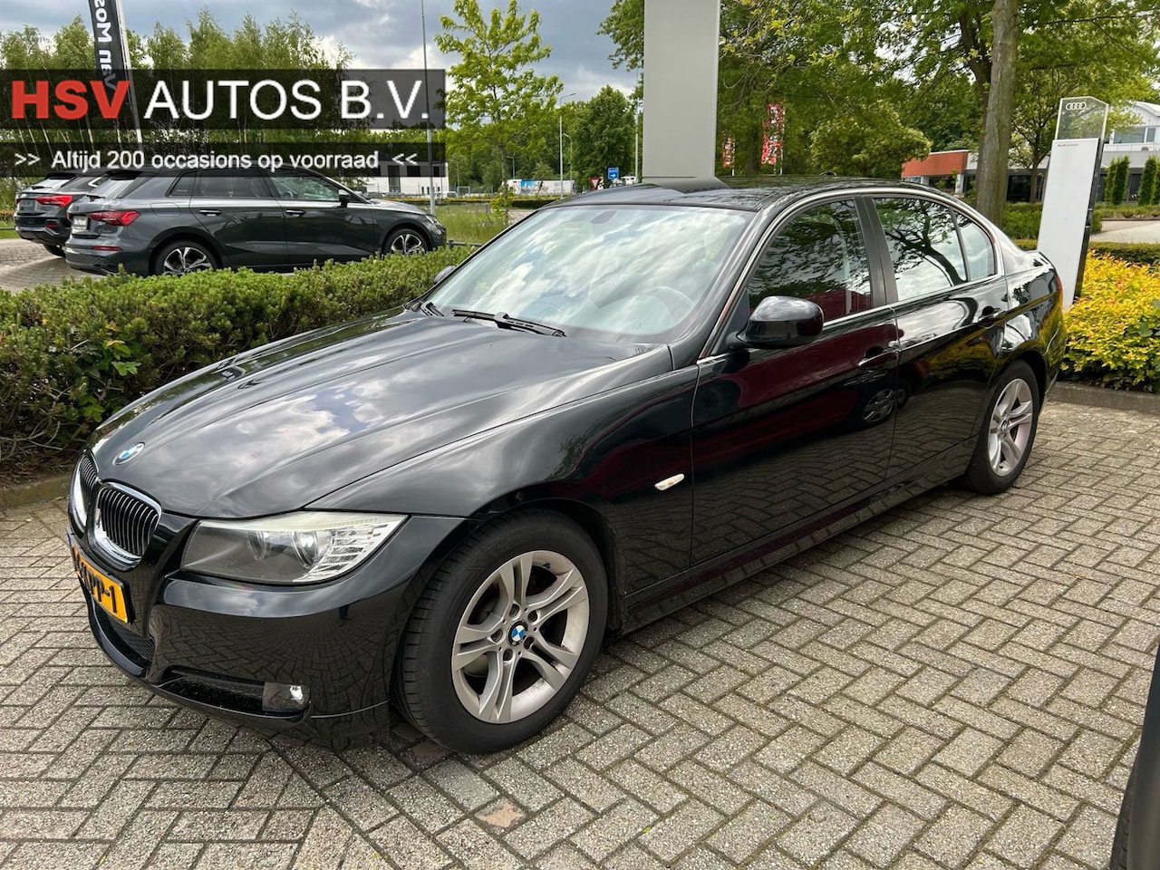 BMW 3-serie - 318i Business Line navi LM 4-deurs org NL - AutoWereld.nl