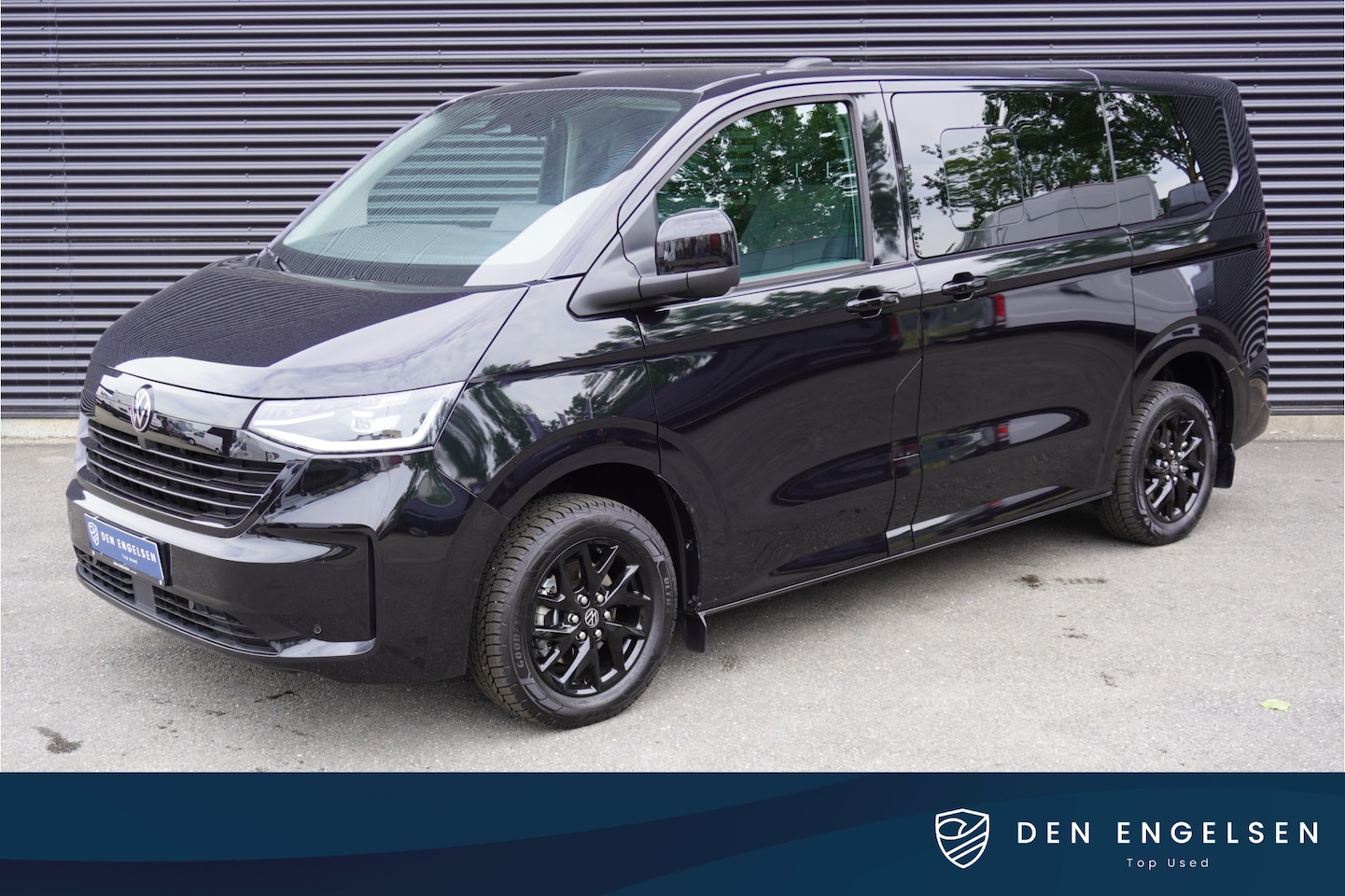 Volkswagen e-Transporter Caravelle - 32 L1H1 Style 2 Schuifdeuren 64 kWh 9 persoons LED Apple Carplay Camera ACC Cruise control - AutoWereld.nl