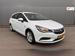 Opel Astra Sports Tourer - 1.6 CDTI Business+