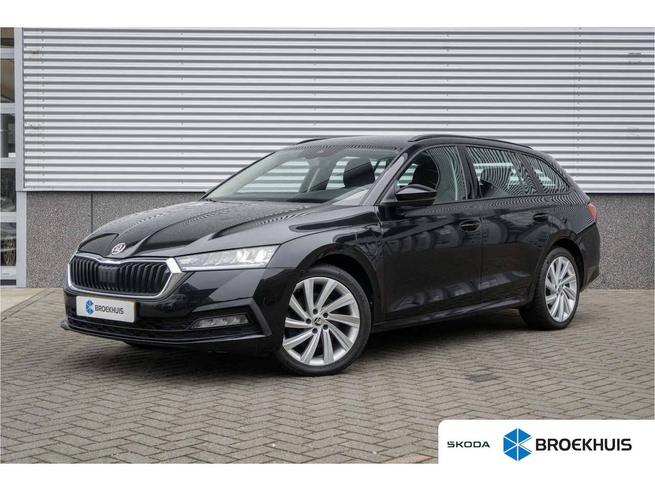 Skoda Octavia Combi - 1.4 TSI iV PHEV Business Edition | Carplay | Navigatie | Cruise control - AutoWereld.nl