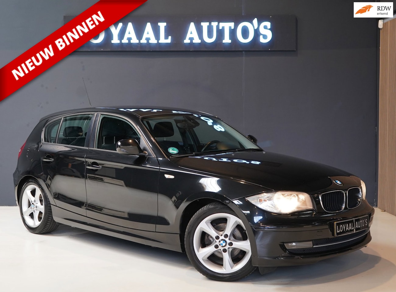 BMW 1-serie - 116i EffDyn. Ed. Business Line Ultimate Edition | AIRCO | CRUISE | STOELVERW. | ELEK.RAMEN - AutoWereld.nl