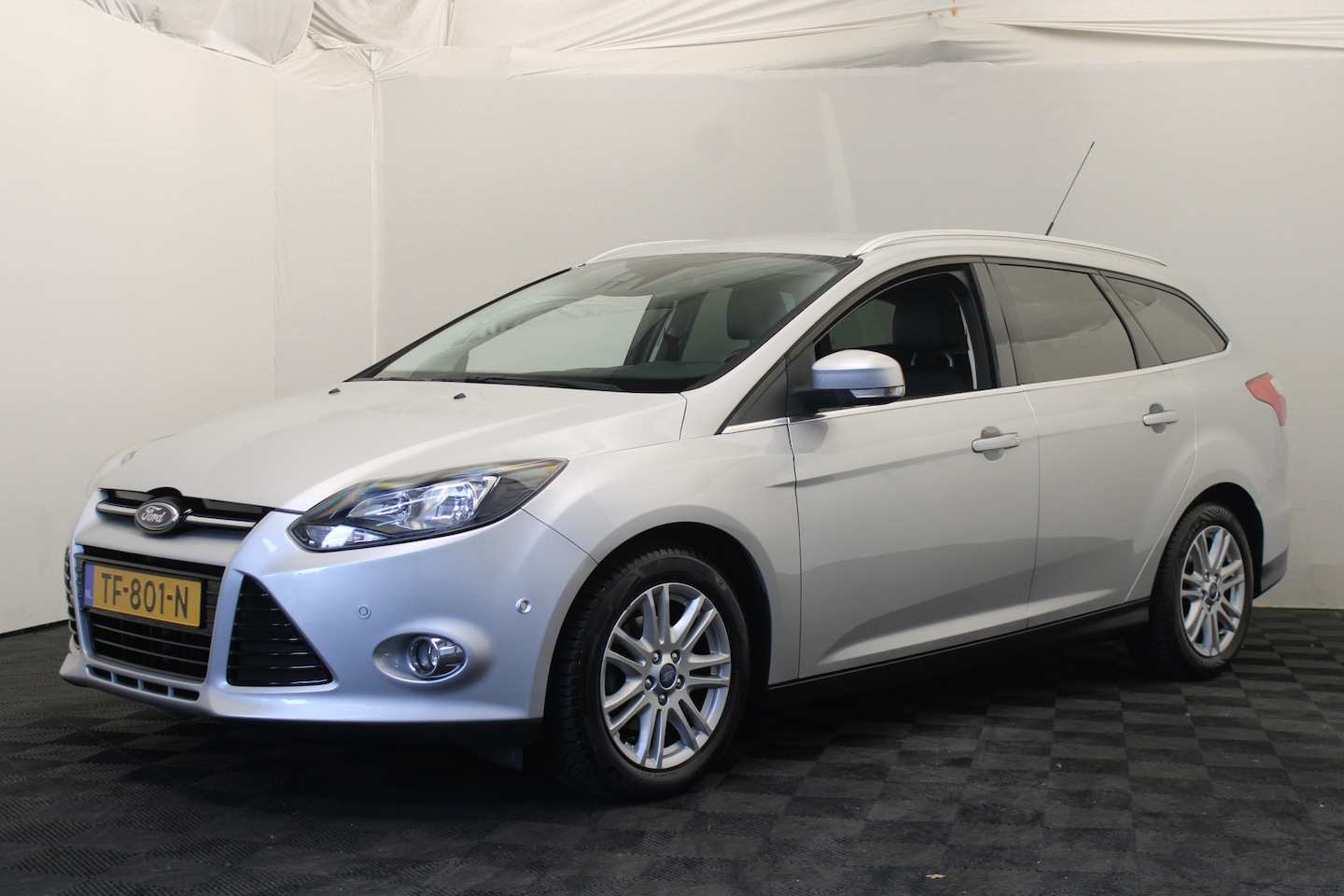 Ford Focus Wagon - 1.0 EcoBoost Edition Plus 1.0 EcoBoost Edition Plus - AutoWereld.nl