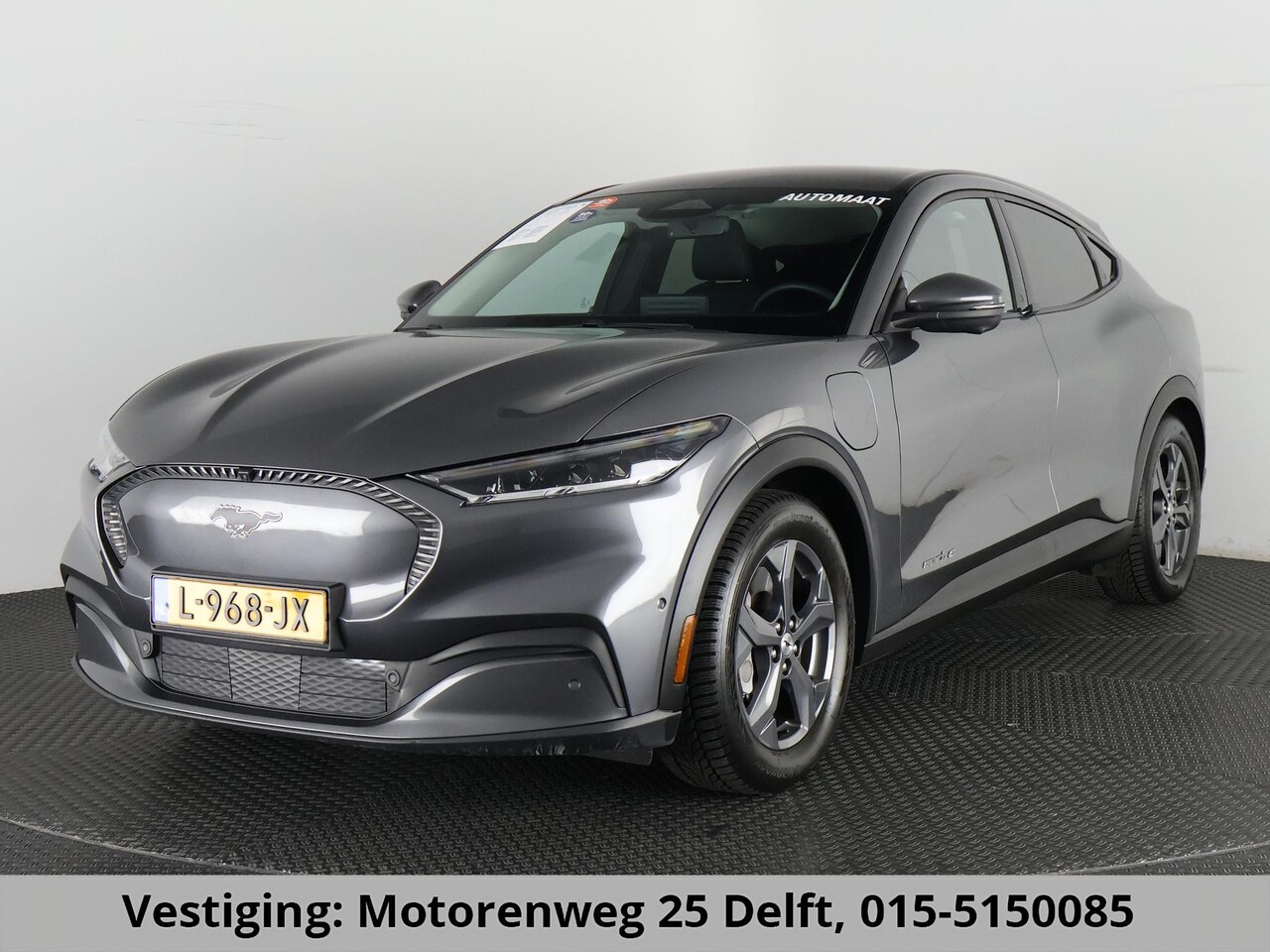 Ford Mustang Mach-E - RWD 75 kWh SOH ACCU 93.5 %. 1e EIG 100% oh .PANORAMADAK.360 CAMERA. APPLE CARPLAY/ANDROID - AutoWereld.nl