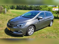 Opel Astra Sports Tourer - 1.4 Online Edition (rijklaar) Grijs