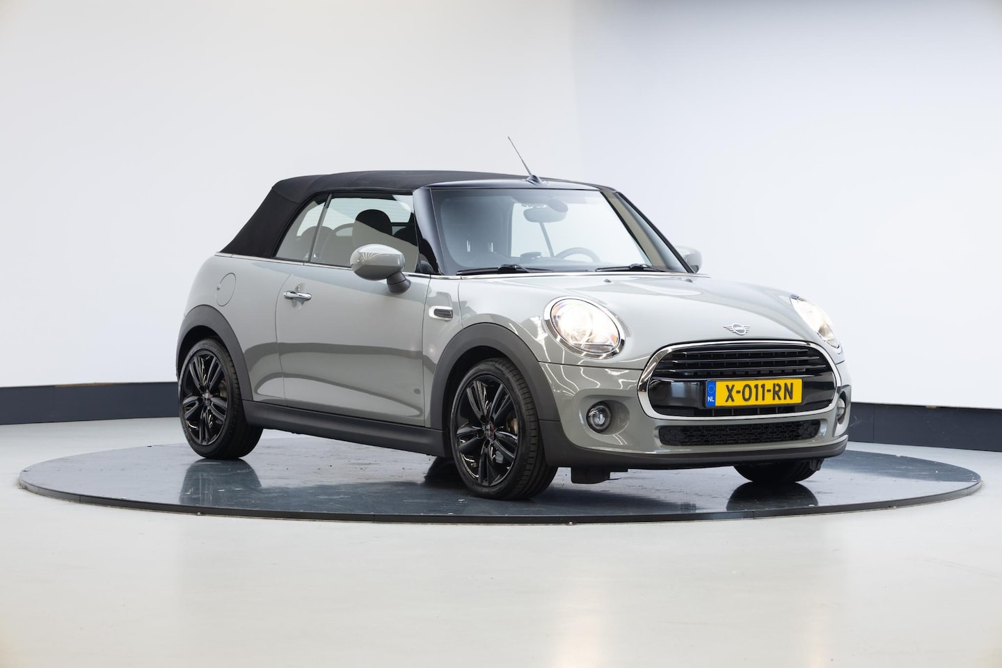 MINI Cabrio - 1.5 Cooper Salt | Business | - AutoWereld.nl
