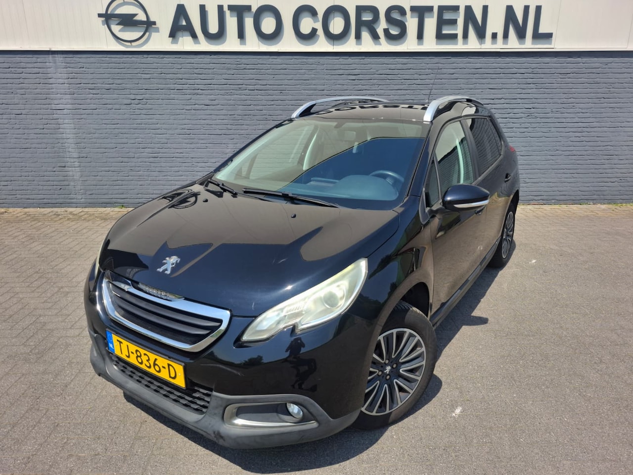 Peugeot 2008 - 1.6 VTi 120PK Navi Airco Bluetooth Cruise Control Pdc Allure Isofix Privacy Glas - AutoWereld.nl