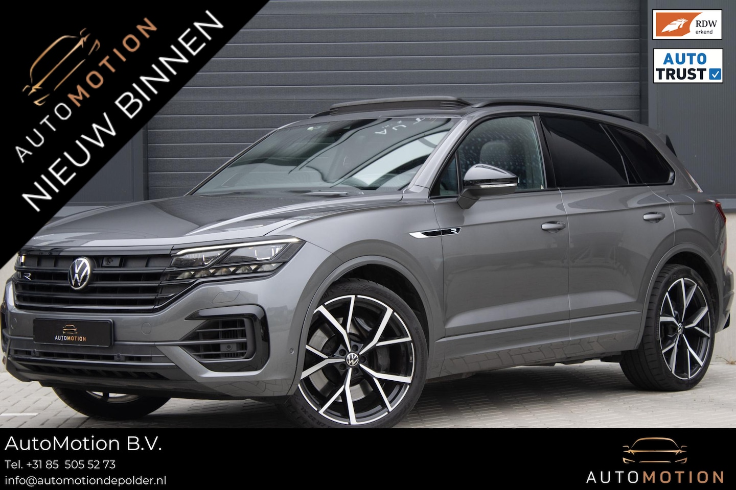 Volkswagen Touareg - 3.0 TSi 4MOTION R Trekhaak Luchtvering Camera Nightvision - AutoWereld.nl