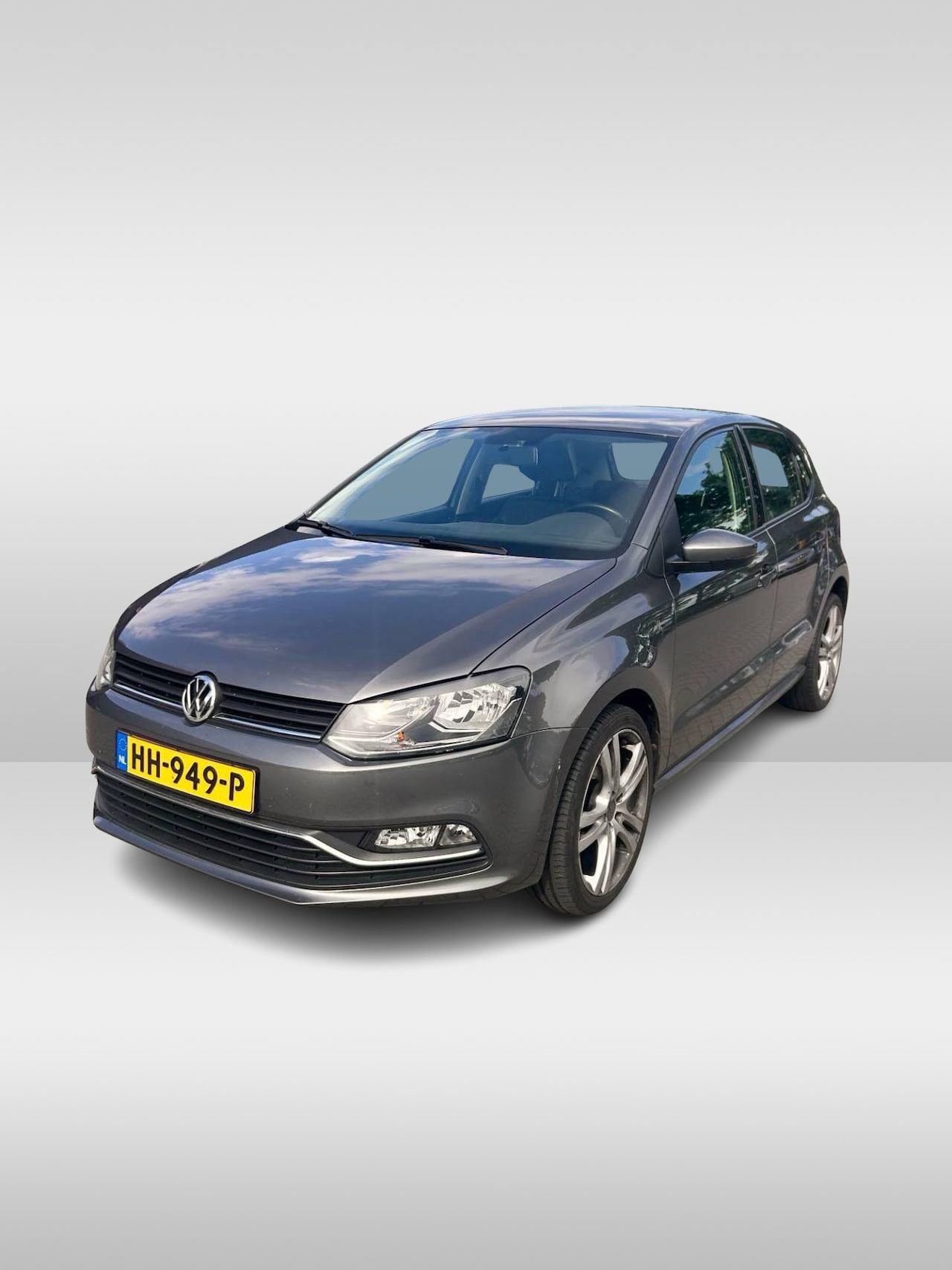 Volkswagen Polo - 1.2 TSI Comfortline / NL Auto! / 1e Eign. / Trekhaak / CarPlay / 17'' / Armsteun / Cruise - AutoWereld.nl