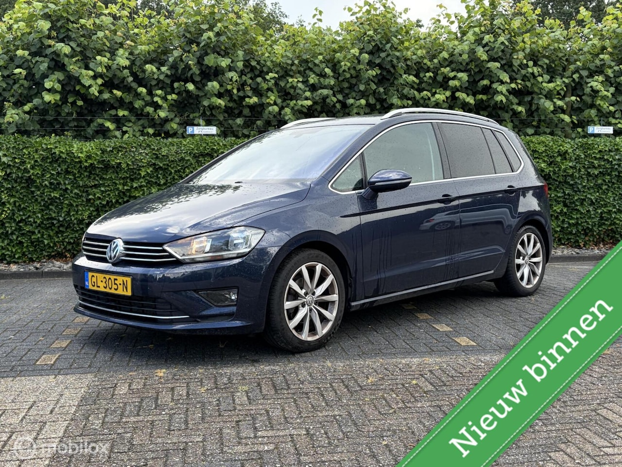 Volkswagen Golf Sportsvan - 1.2 TSI Highline PDC / NAVI / CRUISE / CLIMA / - AutoWereld.nl