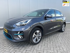 Kia e-Niro - DynamicLine 64 kWh/ 15900netto / SOH 100%