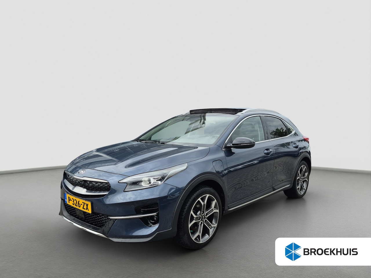 Kia XCeed - 1.6 GDi PHEV ExecutiveLine Panoramadak | Vol leder | Keyless | Stoelverwarming+Ventilatie - AutoWereld.nl