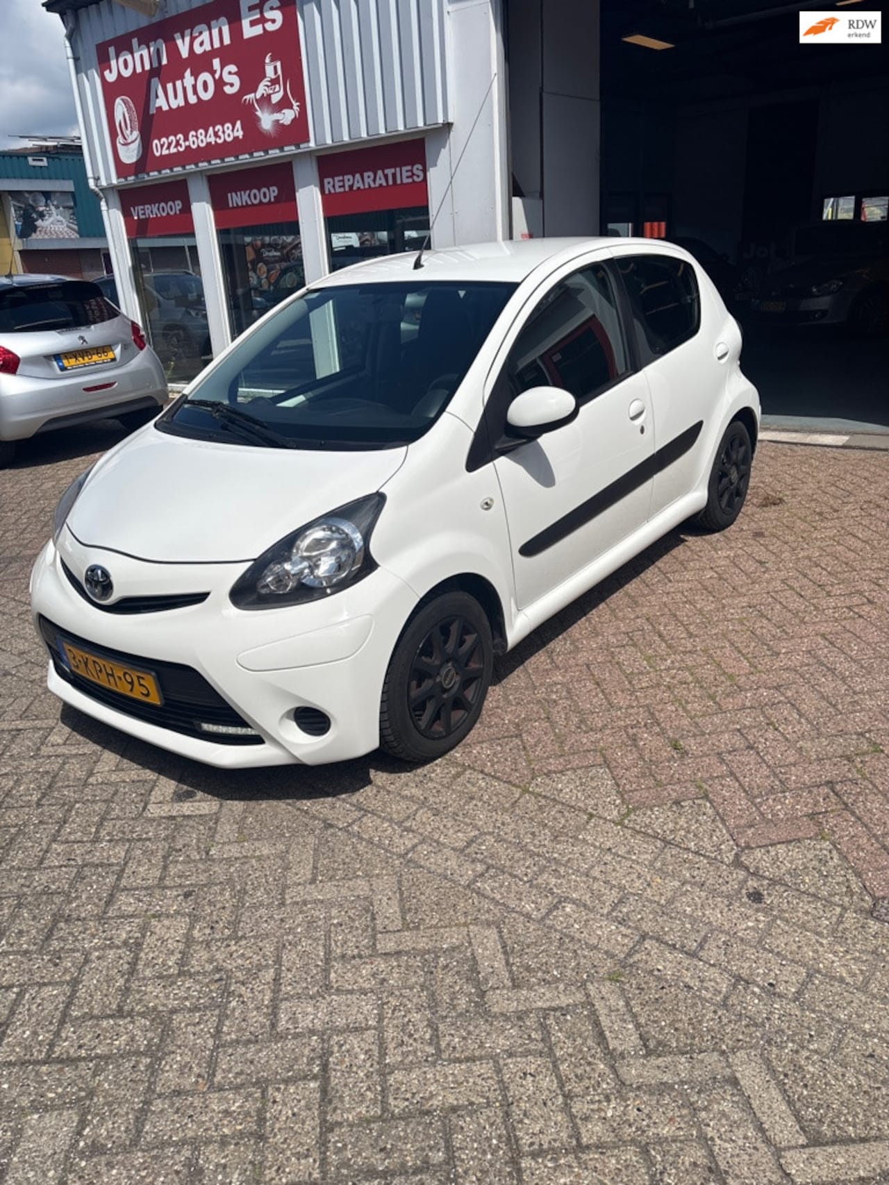 Toyota Aygo - 1.0 VVT-i Aspiration 1.0 VVT-i Aspiration - AutoWereld.nl