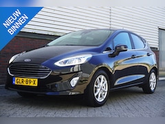 Ford Fiesta - 1.0 EcoB.95PK Titanium X/Navigatie/Apple CarPlay/ Winterpakket/Dealeronderhouden