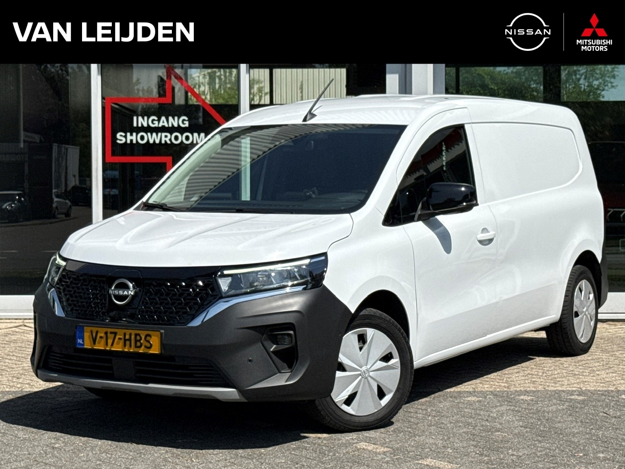 Nissan Townstar - EV L2 45kWh Tekna | Apple CarPlay | Android Auto | 360-Camera | All-season | Keyless - AutoWereld.nl