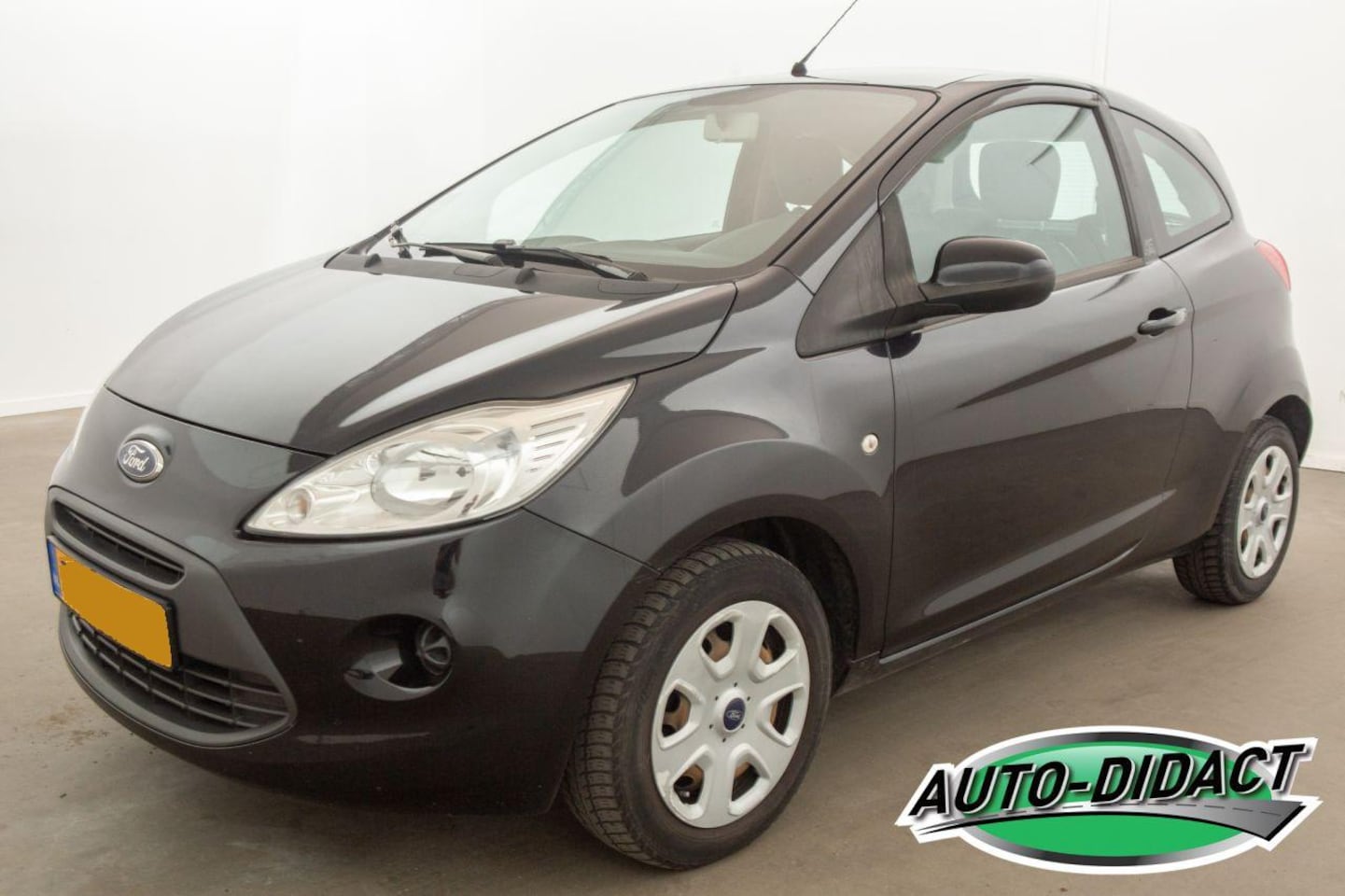 Ford Ka - 102.880 KM - 1.2 - Airco - Comfort - start/stop - AutoWereld.nl