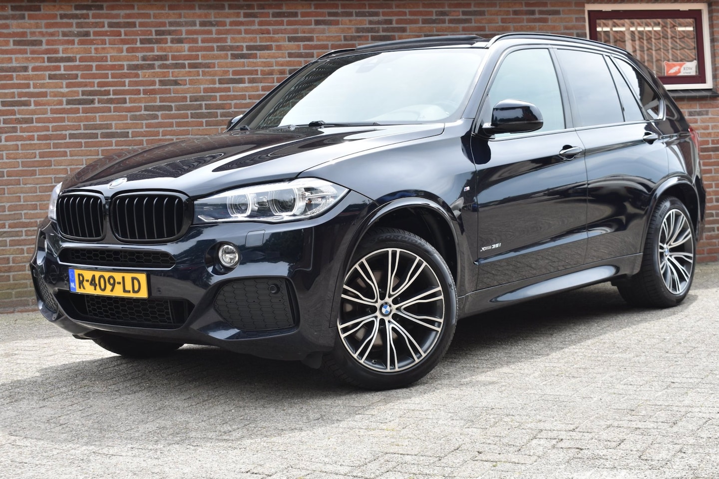 BMW X5 - XDrive35i High Executive '17 Pano Clima Navi Leder Cruise M Pakket Inruil mogelijk - AutoWereld.nl