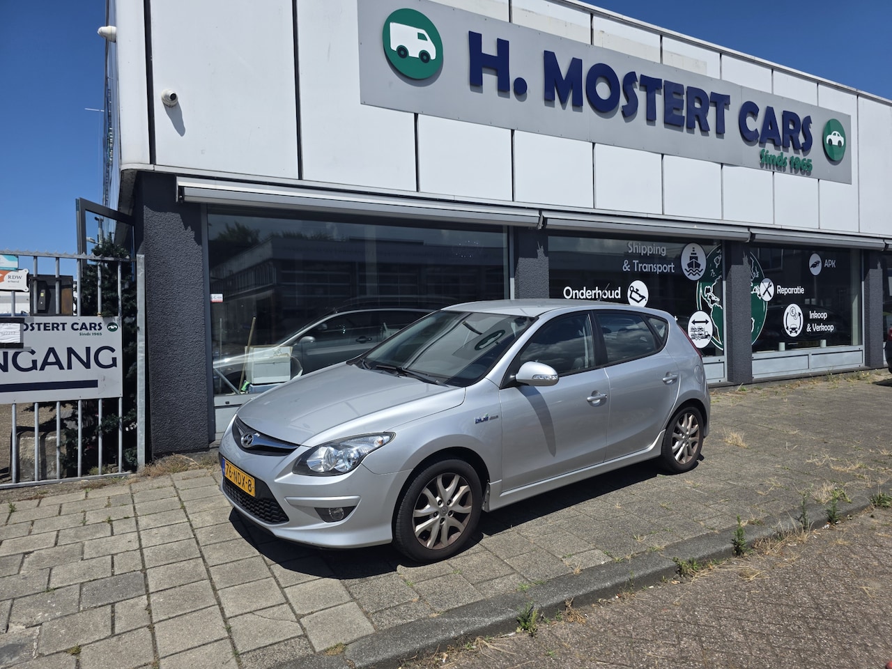 Hyundai i30 - 1.6i i-Motion Business Parkeercamera Airco* 5 Deurs *Blue tec Bj.2010 Flatscreen - AutoWereld.nl