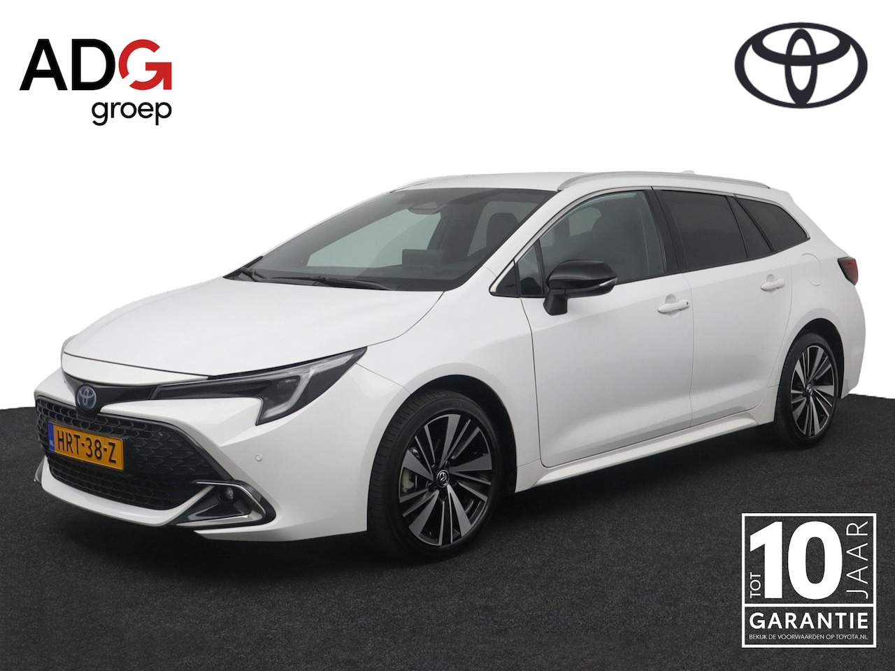 Toyota Corolla Touring Sports - Hybrid 140 Dynamic | Stoelverwarming | Parkeersensoren | Leder - Stof bekleding | - AutoWereld.nl