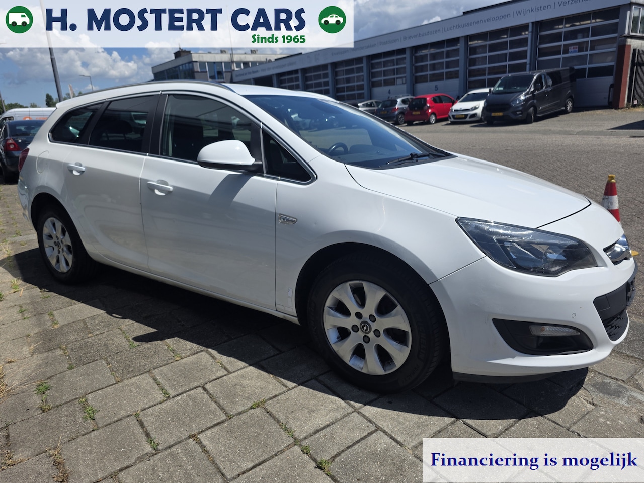 Opel Insignia Sports Tourer - 2.0 CDTI EcoFLEX Edition Bj.2015 Automaat - AutoWereld.nl
