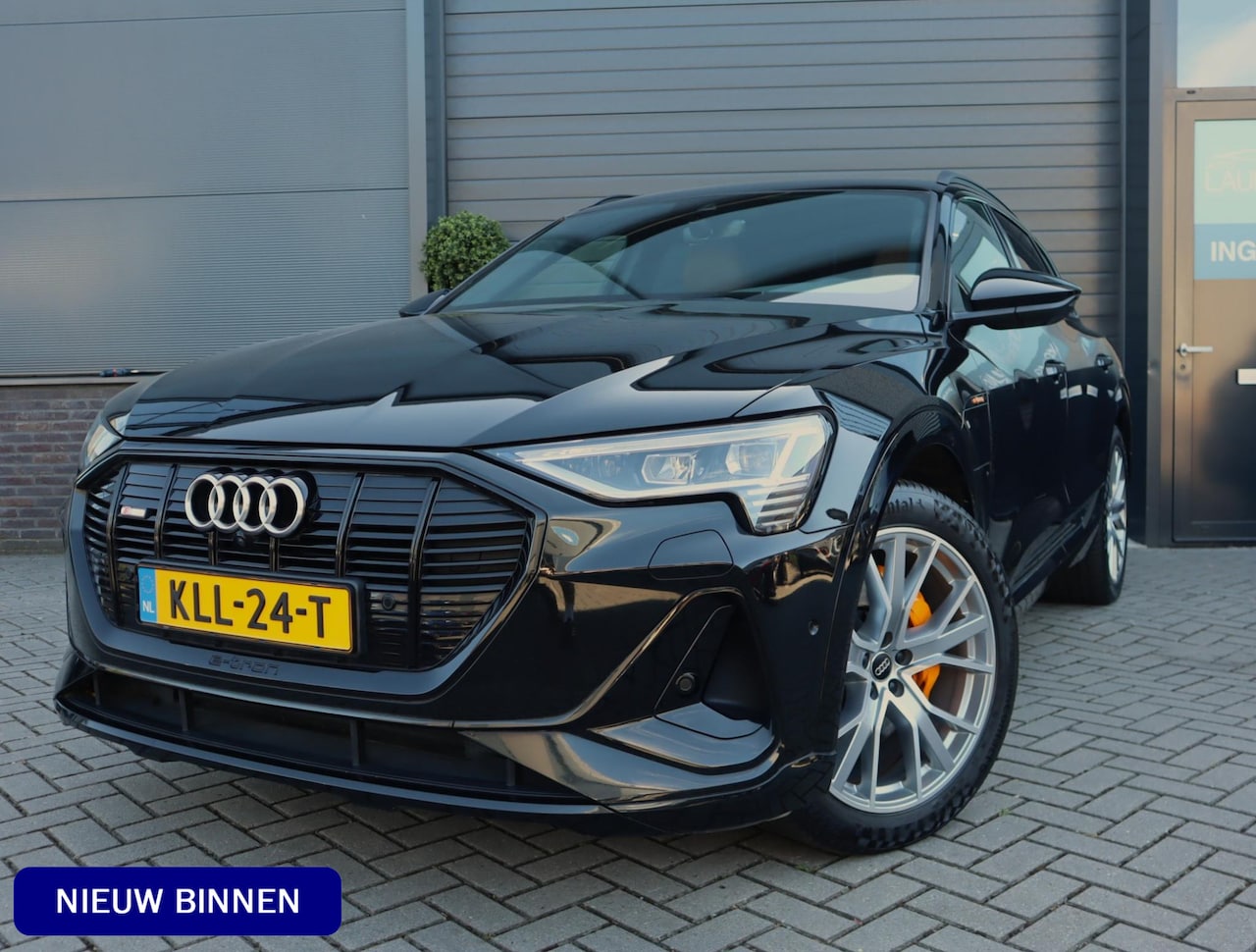 Audi e-tron - e-tron 55 quattro advanced Pro Line Plus 95 kWh | Pano | Trekhaak | ACC | Leer - AutoWereld.nl