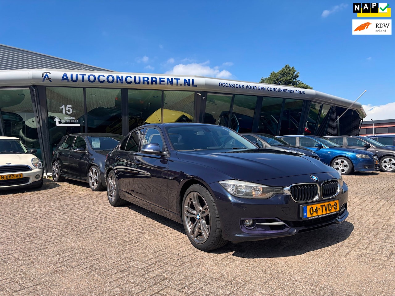 BMW 3-serie - 320i High Executive 320i High Executive, Automaat, LEES TEKST! Inruil mogelijk. - AutoWereld.nl