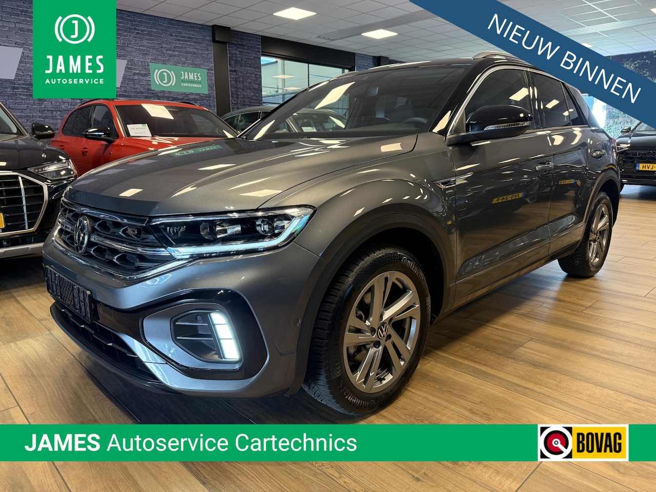 Volkswagen T-Roc - 1.5 TSI R-Line |Ergo bestuurderstoel|Stoelverwarming|NAVI&CARPLAY|TREKHAAK|IQ LED|CLIMA| - AutoWereld.nl