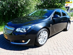 Opel Insignia - 1.4 Turbo 140pk 5-deurs Clima Navi Trekhaak 1250kg