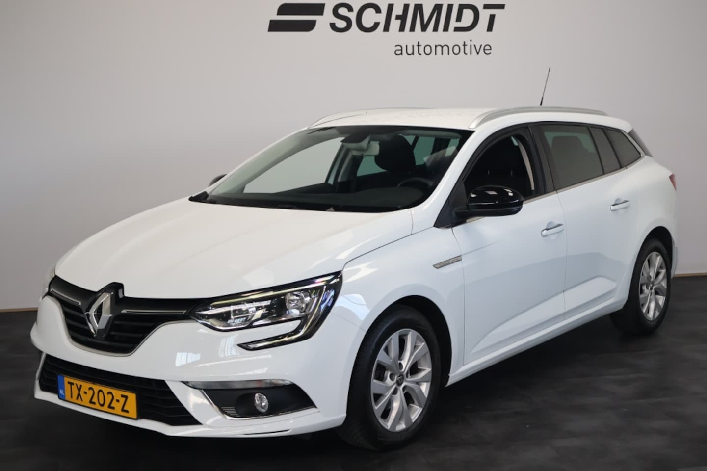 Renault Mégane Estate - 1.3 TCe Limited | Carplay | Navigatie | DAB | Keyless - AutoWereld.nl